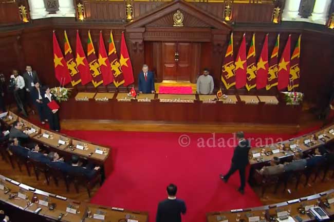 වියට්නාමය සහ ශ්‍රී ලංකාව අතර අවබෝධතා ගිවිසුම්වලට අත්සන් තැබේ 