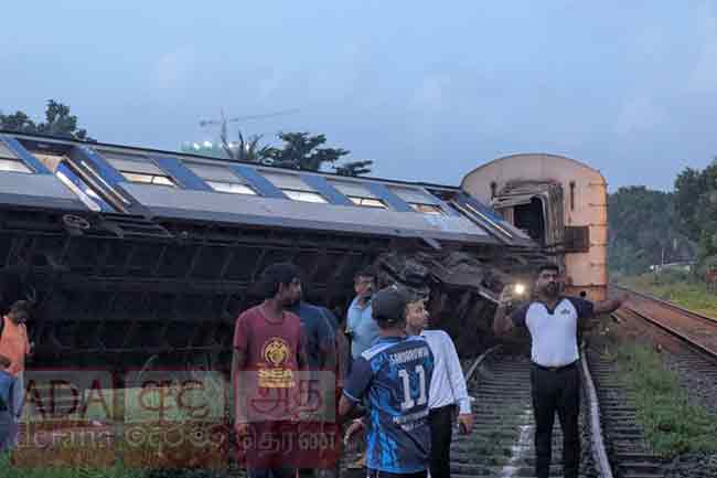 අනතුර සිදුවූ දුම්රිය මාර්ගයේ ඇණ ගැලවූ පුද්ග⁣ලයෙකු  අත්අඩංගුවට