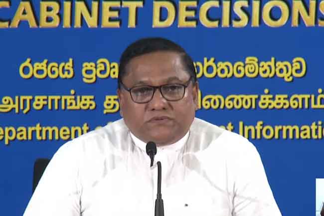 රණවිරු සැමරුමට හිටපු ජනපති මහින්දට ආරාධනා නොකළ හේතුව හෙළිවෙයි