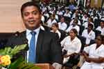 පවුල් සෞඛ්‍ය සේවා නිලධාරිනියන්ට රජයෙන් යතුරුපැදි