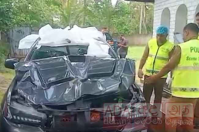 තැන් තුනකදී අණ නොතැකූ මෝටර් රථයට පොලීසියෙන් වෙඩි
