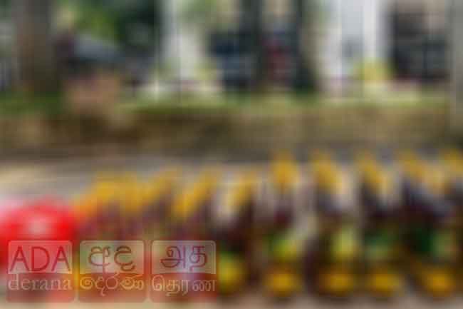 වෙසක් පොහොය දින බලපත්‍ර නොමැතිව මත්පැන් අලෙවිකළ අවන්හලක් වටලයි