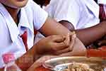 පාසල් ළමුන්ගෙන් සියයට 20ක් මන්දපෝෂණයෙන්