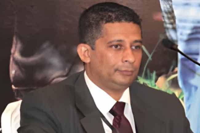සුරේෂ් සලේගේ මෝසම කැඳවයි 