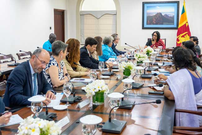 යුනිසෙෆ් විධායක මණ්ඩල නියෝජිත පිරිස අග්‍රාමාත්‍යවරිය හමුවෙයි