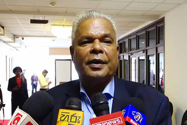 සහල් ආනයනය කිරීම ගැන ඩඩ්ලි කනගාටු වෙයි 