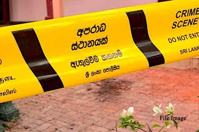 බිරිඳගේ තියුණු ආයුධ පහරින්  සැමියා මරුට