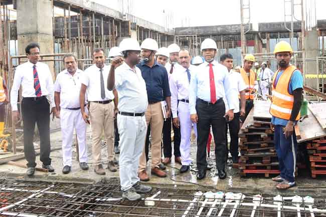 අතරමග නතර වූ සෞඛ්‍ය ක්ෂේත්‍රයේ ඉදිරිකිරීම් නැවත ඇරඹෙයි