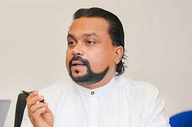 විමල්ගේ නඩුවක සාක්ෂිකරුවන්ගෙන් සාක්ෂි සටහන් කර ගනියි