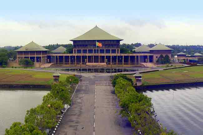 ජුනි මාසය සඳහා පළමුවරට අද පාර්ලිමේන්තුව රැස්වෙයි