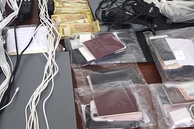 ඔන්ලයින් ජාවාරම් සිදුකළ චීන ජාතිකයින් පිරිසක් කොටුවෙයි 