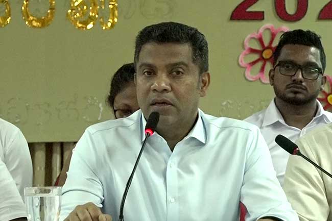 ඩෙංගු රෝගීන් වාර්තාවීම ඉහළ ගියහොත් රෝහල් පද්ධතියට දරාගන්න බැරි වෙයි -  ඇමති නලින්ද