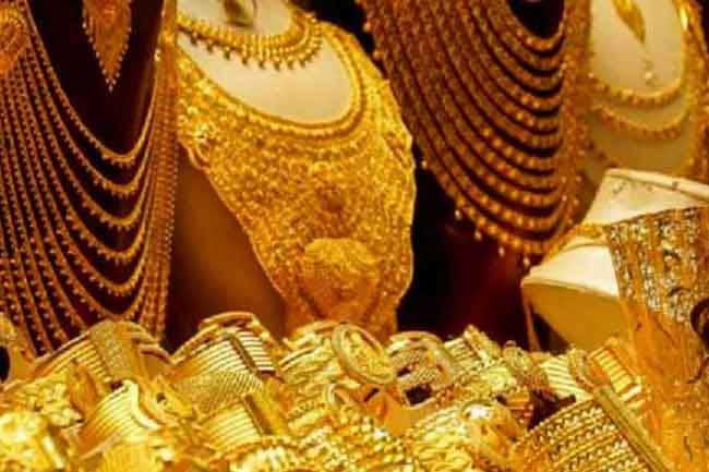 මෙරට රන් මිල සැලකිය යුතු අගයකින් පහළට
