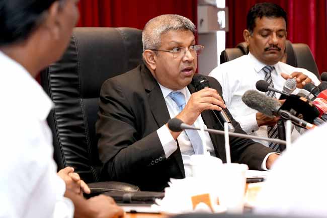 ත්‍රස්තවාදය වැළැක්වීමේ පනත වෙනුවට ජනතාවාදී පනතක් - හර්ෂණ නානායක්කාර