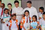 දිලිත්ගේ ඉල්ලීමකට අනුව චීනයේ අඟුළුගහ විද්‍යාලයට පාසල් උපකරණ