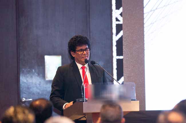 ඔන්ලයින් ව්‍යාපාර නියාමනය කළ යුතු බව ඇමති වසන්ත සමරසිංහ කියයි 
