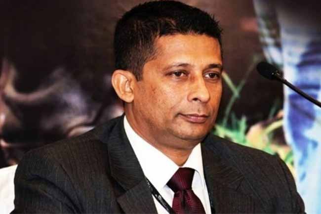 සලේ උපවාසය අත්හරී