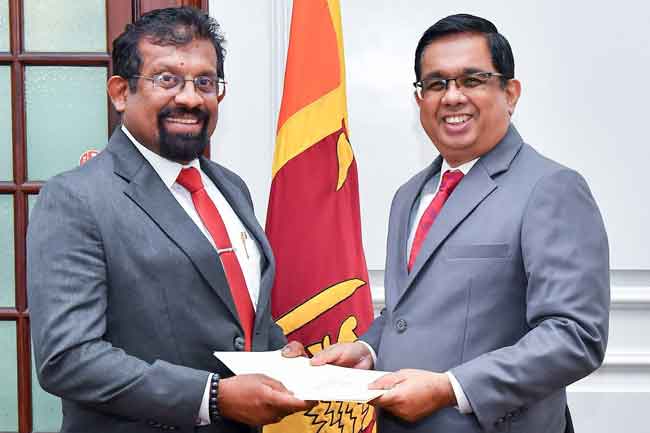 BOI නව අධ්‍යක්ෂ ජනරාල්වරයා ලෙස ආචාර්ය සුලක්ෂණ ජයවර්ධන පත් කෙරේ
