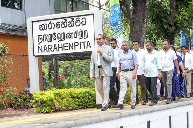 අලුත් වූ නාරාහේන්පිට දුම්රිය ස්ථානය නැවතත් ජනතා පරිහරණයට