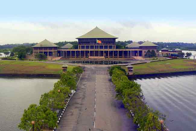 විපක්ෂය හදිසි කල්තැබීමේ විවාදයක් ඉල්ලයි 