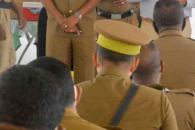 සියලු බන්ධනාගාරවල ජ්‍යේෂ්ඨ නිලධාරීන්ට කැඳවීමක්
