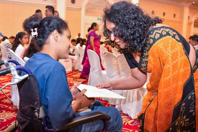 සරසවි දිරියෝ අභිමන් සමාරම්භක උත්සවය අගමැති ප්‍රධානත්වයෙන් 