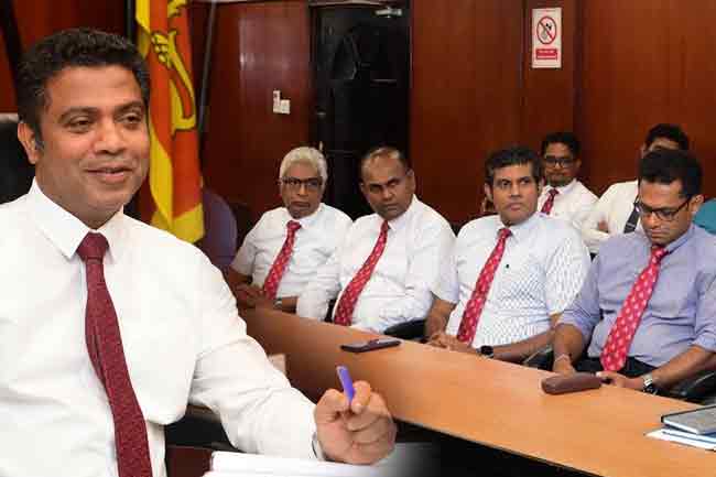 සෞඛ්‍ය ඇමති සහ GMOA නව නිලධාරී මණ්ඩලයේ නියෝජිතයින් අතර හමුවක්