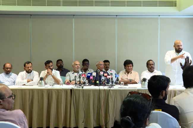 පළාත් සභා මැතිවරණය පවත්වන ලෙසට දෙමළ පක්ෂ 6ක් රජයෙන් ඉල්ලයි 