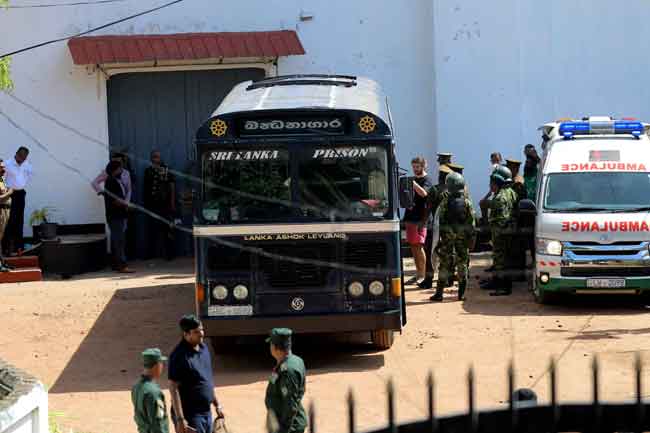 මීගමුවේ ගැටුමට හේතුව හෙළිවෙයි - කටුවැල්ලේගම සුරේෂ්ගෙන් බන්ධනාගාර නිලධාරියෙකුටත් තර්ජන