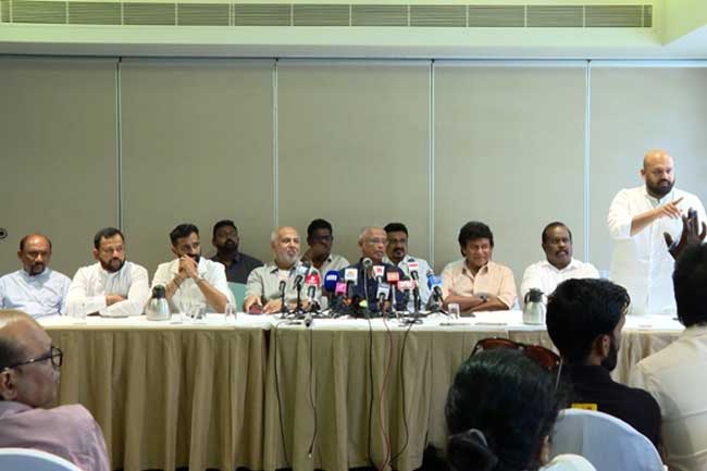 පක්ෂ 6ක එකතුව විපක්ෂය බෙදීයෑමේ පෙරනිමිත්තක්ද ?
