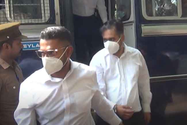 රඛිත, චරිත් ඇතුළු තිදෙනා යළි රිමාන්ඩ්