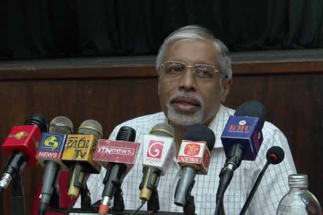 ඉල්ලා අස්වීමේ ලිපියට ජනපතිගෙන් ප්‍රතිචාරයක් නැහැ  - මධ්‍යම පළාත් ආණ්ඩුකාර සරත් අබේකෝන් 
