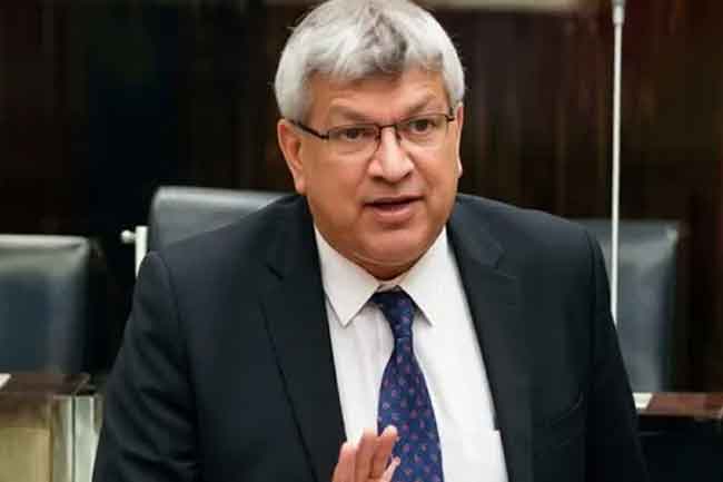 අධිකරණ ඇමතිට එරෙහි විශ්වාසභංගය කථානායකට භාරදෙයි