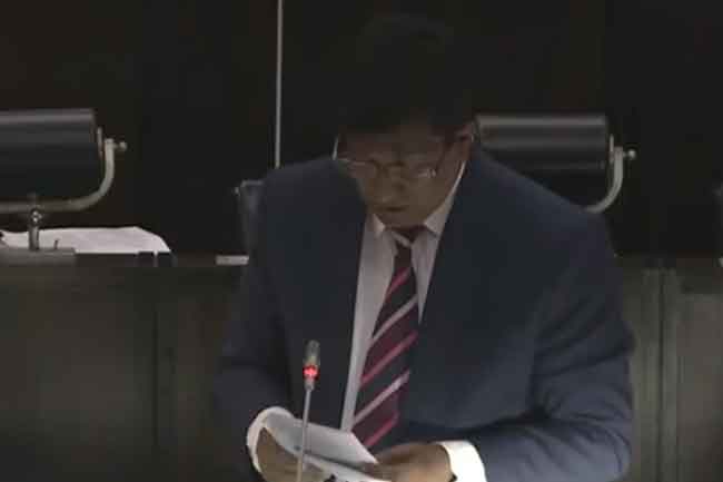 අධිකරණ ඇමති හර්ෂණට එරෙහි විශ්වාසභංගය පාර්ලිමේන්තුවට ඉදිරිපත් කෙරේ