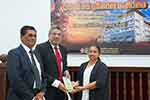 බන්ධනාගාරවල තදබදය අවම කිරීමට නිවාස අඩස්සිය හඳුන්වාදීමට යෝජනාවක් 