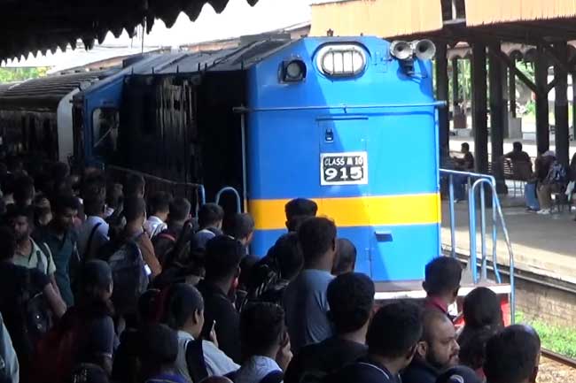 සංඥා අක්‍රීය මාර්ගයේ දුම්රිය ධාවනයට ඇමති උපදෙස් දීලා - සුමේධ සෝමරත්න