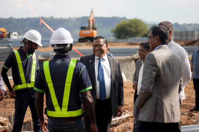 ඇමති විජිත හේරත් පිලිපීනයේ PHIVIDEC කාර්මික භූමිය නිරීක්ෂණයට එක්වෙයි