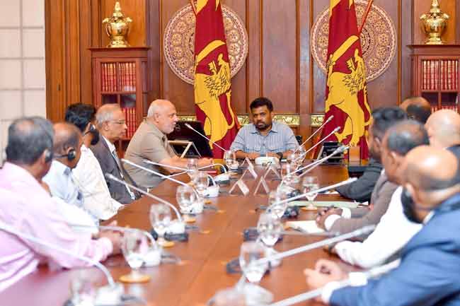 දෙමළ, මුස්ලිම් දේශපාලන පක්ෂ එකමුතුව ජනපති හමුවෙයි