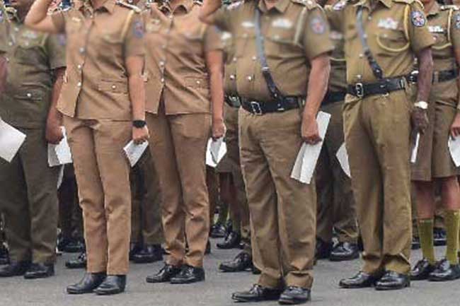 පොලීසියේ වයස 60 සම්පූර්ණ වූ පොලීසියේ අයට අමතර සේවා දිගුවක්