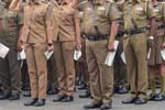 පොලීසියේ වයස 60 සම්පූර්ණ වූ පොලීසියේ අයට අමතර සේවා දිගුවක්