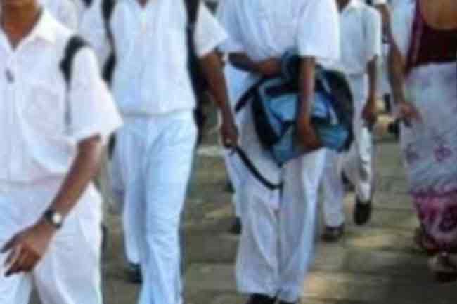 හැටන් අධ්‍යාපන කලාපයේ සියලුම පාසල් හෙට වැසෙයි
