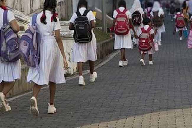හැටන් කලාපයේ සියලු පාසල් හෙට විවෘත කෙරේ