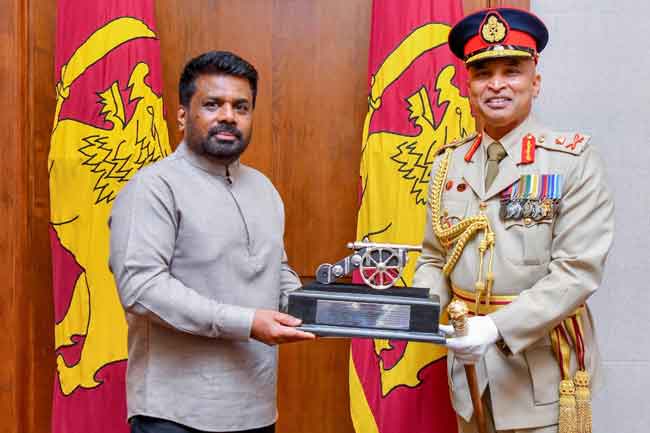 නව යුද හමුදාපති ලුතිනන් ජෙනරාල් නිලන්ත ප්‍රේමරත්න ජනපති හමුවෙයි