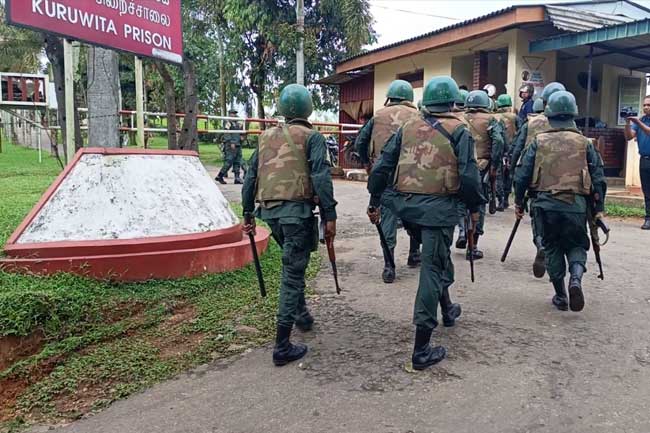 කුරුවිට බන්ධනාගාරයේ ගැටුමෙන් දෙදෙනෙකු මරුට