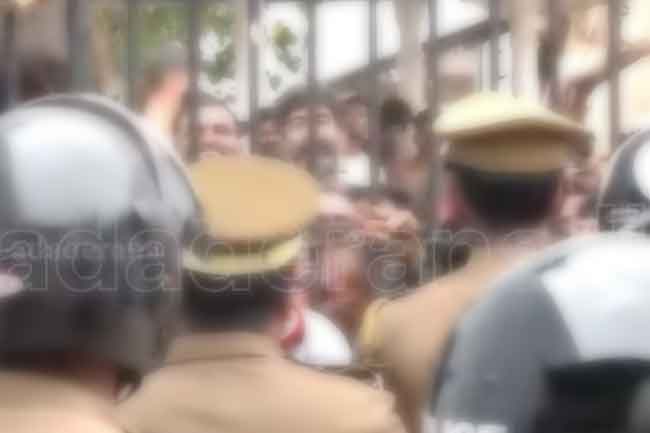 පල්ලන්සේන තත්ත්වය පාලනයට කඳුළු ගෑස්