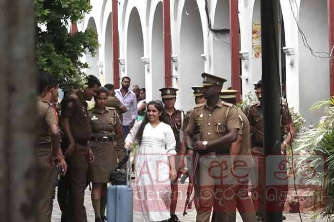 ඉෂාරා සෙව්වන්දි රිමාන්ඩ්