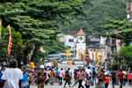 පෙරහැර බලන්න මහනුවරට එන පිරිසට පොලීසියෙන් විශේෂ තොරතුරු පද්ධතියක්