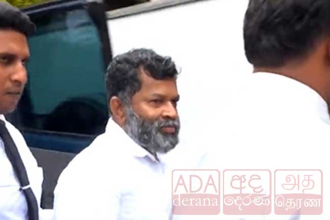 පිල්ලයාන් යළි රිමාන්ඩ්
