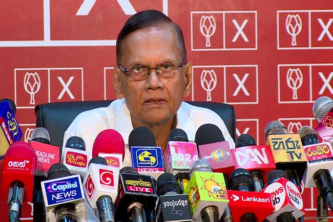 பாராளுமன்ற தேர்தலில் மீண்டும் குருணாகலில் களமிறங்கும் மஹிந்த ராஜபக்ஷ 