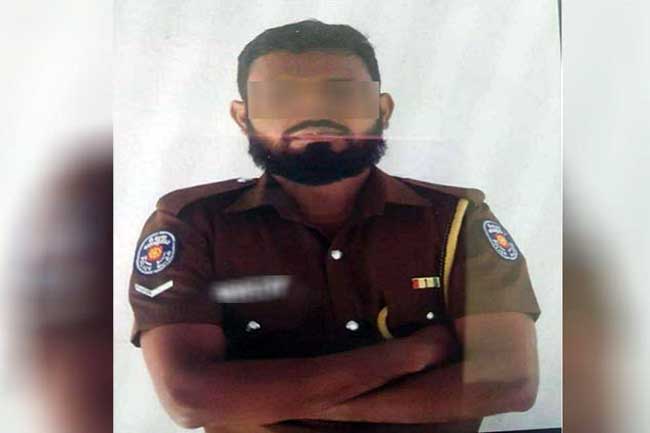 தமிழ் நாட்டில் கைது செய்யப்பட்ட பொலிஸ் அதிகாரி வேறு பிரிவினரிடம் ஒப்படைப்பு 